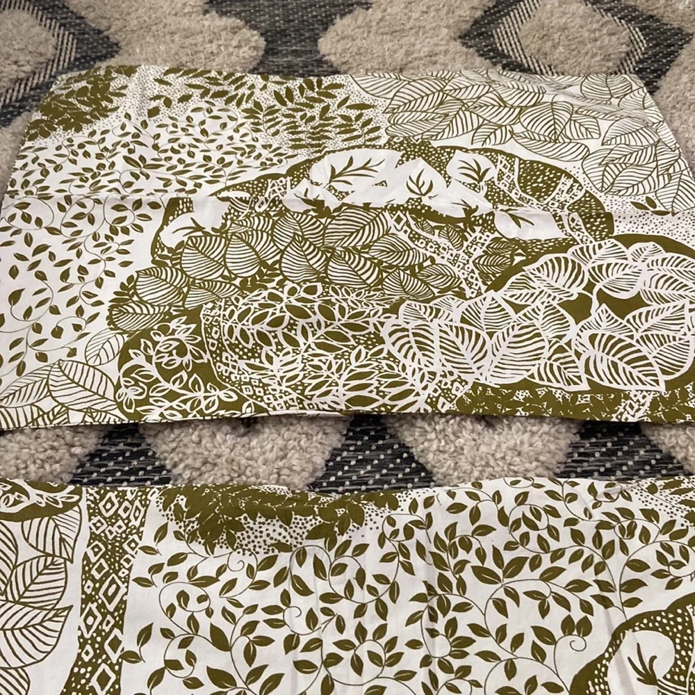 Crate&Barrel Duvet Cover and Shams Set Olive Green Trees and Leaves.